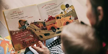 Baby Sign & Rhyme (0-18 Months)
