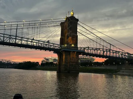 SUNSET & SIPS CRUISE