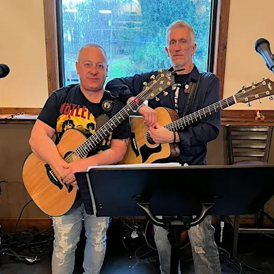 Music on the Mezz with Acoustic Trix