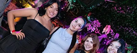 My 20's in the City: Independence | Dinner with New Friends