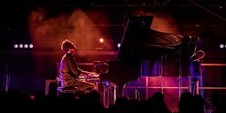 Music Network presents Bill Laurance