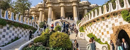 Barcelona: Park Guell Guided Tour with Skip The Line Entry