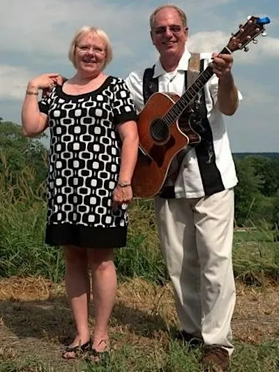 Free live music with Dovetail Duo at The Vineyard at Hershey