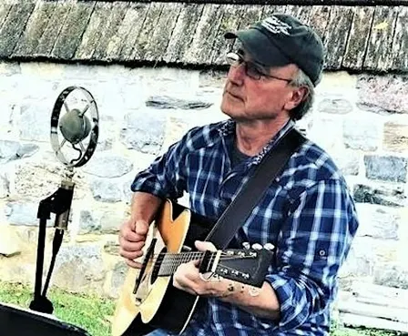 Free Live Music with Vaughn Hummel at The Vineyard at Hershey