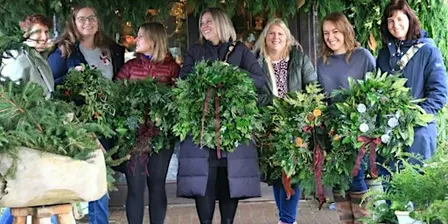 2026 Prosecco Holly Wreath Afternoon Workshop