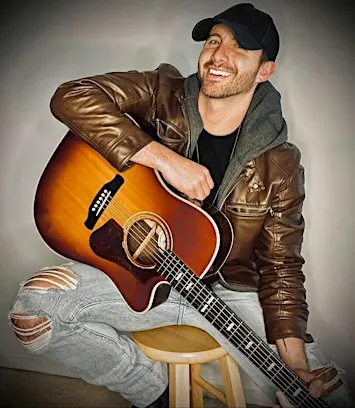 Free  Live music with Grant Bryan at The Vineyard at Hershey