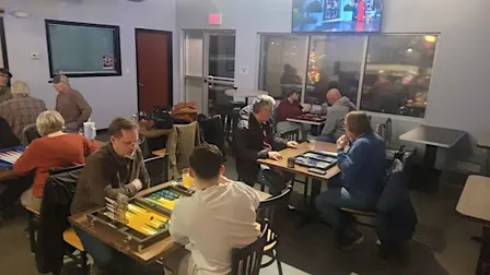 Social Backgammon:  Beginners Welcome