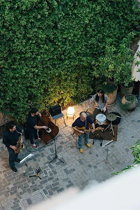 Jazz en directo & Cócteles Plácido y Grata