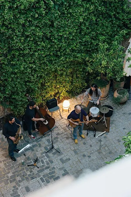 Jazz en directo & Cócteles Plácido y Grata