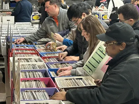 VINYL SALE! 15,000 records in ONE ROOM! Fairfax Record Riot! Sun Oct 18th