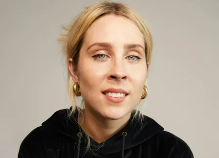 Stevie Martin (Extra Date)