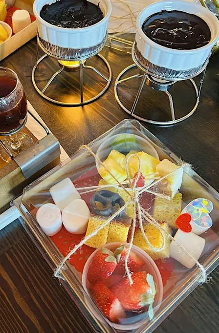 Chocolate Fondue Dip & Sip