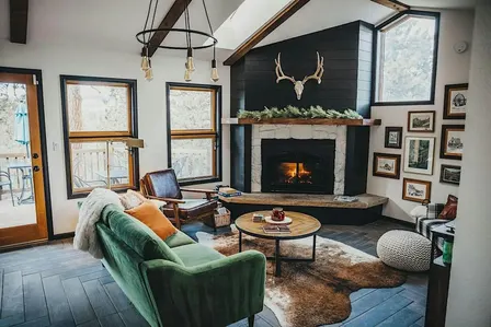 Books & Brunch 1/2 Day Retreat