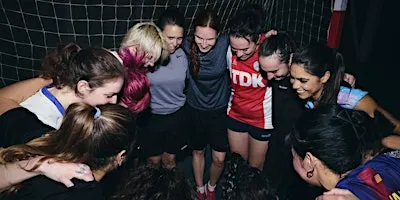 Queens of the Pitch | Fútbol callejero en Barceloneta