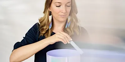 Sound Bath mit Kristallklangschalen