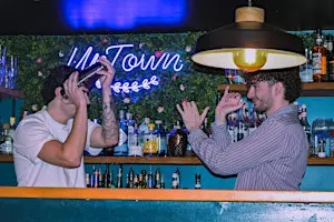 Shake, Mix & Sip: Cocktail Making Class in Old Town Nice