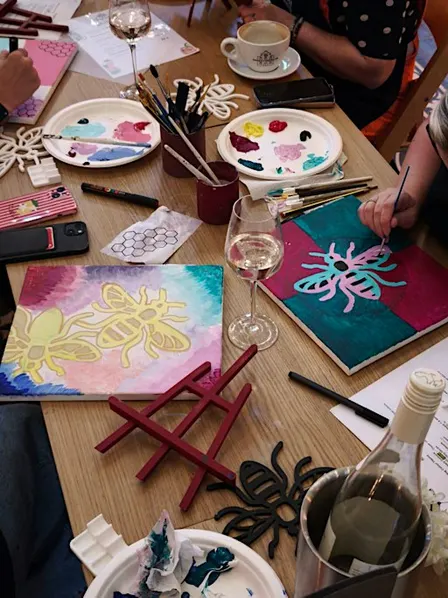 Sip & Paint - Bee