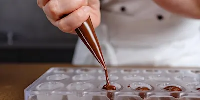 Halloween Edition Hands-On: Chocolate Making