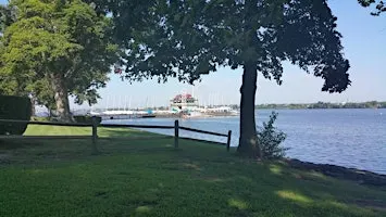 Burlington Heritage Trail Walk (3-18 mile history and scenic tour)