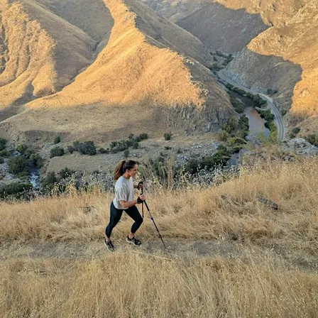 Beautiful and beginner friendly hike near Bakersfield (Kern Canyon)
