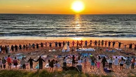 Free Community, Sunrise Sound Bath on the BEACH