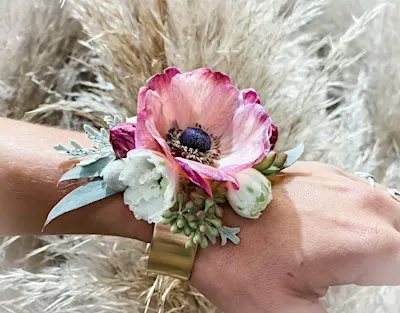 Forever Bloom Farm - Flower Wearables & Garlands – Pescadero, CA – 10/10/26