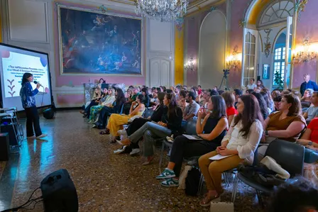 Nudismo Finanziario GENOVA. Con Alice Pomiato