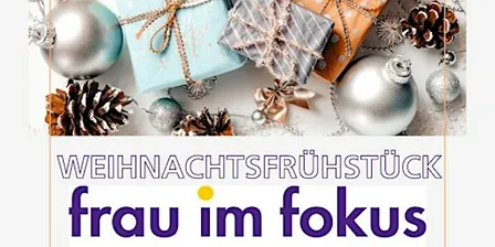 Weihnachtsbusiness-Frühstück Frau im Fokus