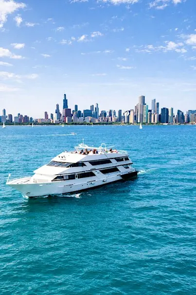 RnB Vs Hip Hop DayLit Yacht Party (Chicago) Anita Dee 2 FT: DJ Nehpets 92.3