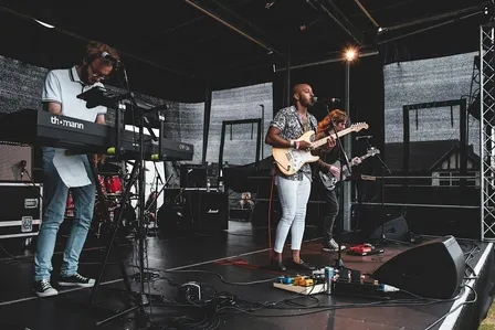 Harry Evans  -80s funk and synth pop rock come to The  Oval Summer Sundays