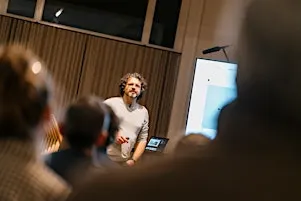 Talk - VAKlab x SyntraPXL: Design thinking door Roel Vandebeek