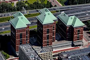 Masterclass: De AI-Transformatie Amsterdam Vastgoedrecht by TECHRABOTA.BG