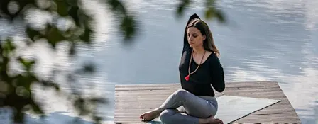 ‍Candlelight Hatha Yoga Flow – Monday Evening