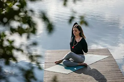 ‍Candlelight Hatha Yoga Flow – Monday Evening