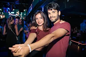 Rhythm & Roses — Bachata Sonntag Köln
