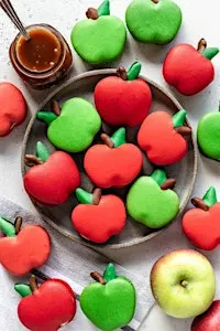 MACARON MAGIC: Back-to-School Apple of My Eye Edition