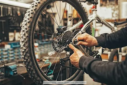 Betreutes Fahrrad-Schrauben