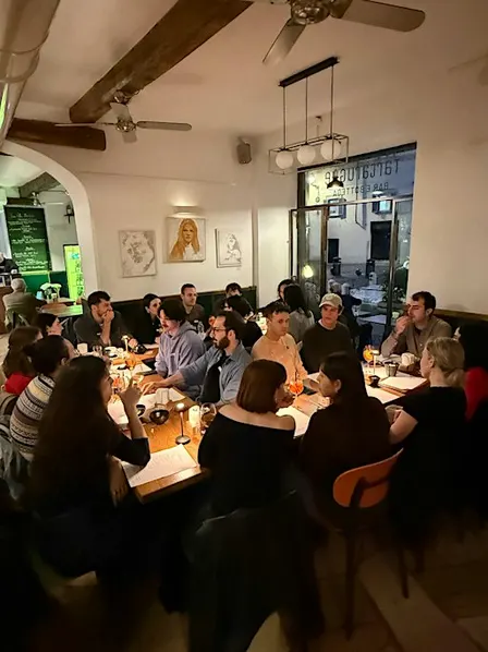 Pignetismi Speaking Club & Aperitivo – Practice Languages & Meet New People