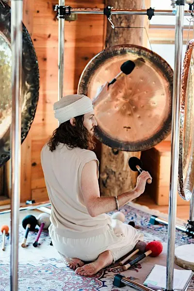 Full Moon Meditation & Six Gong Relaxation
