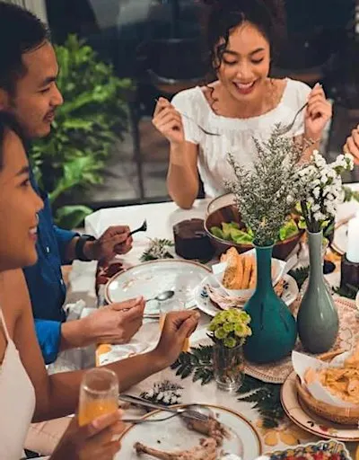Filipinos Meet & Eat | FREE Kwentuhan & Kainan at Avondale