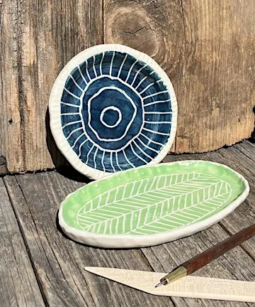 1 day Art Class - Sgraffito Carved Dishes  |  Pottery Workshop
