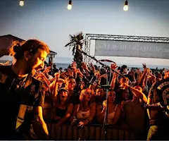 Night B4 Thanksgiving w/ Redneck Rodeo Lim. Free tickets followed by a DJ