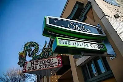 Dinner with Stellas and Historic Walking Tour Experience