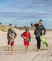 Right Whale Festival - BEACH CLEANUP