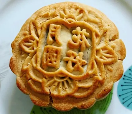 Chinese cooking with Christina - mooncakes with five nuts