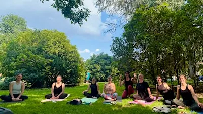 Sunset Park Yoga Class with Ozzy (intermediate)