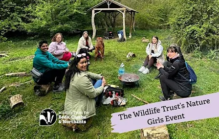 Nature Girls: Autumn Walk at Summer Leys
