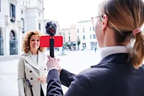 Videos und Reels, die wirken – planen, filmen, schneiden!