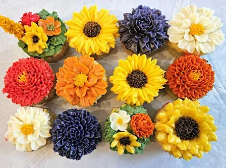 Fall Floral Cupcake Class!
