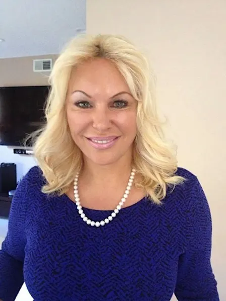 Psychic Medium Angelina Diana